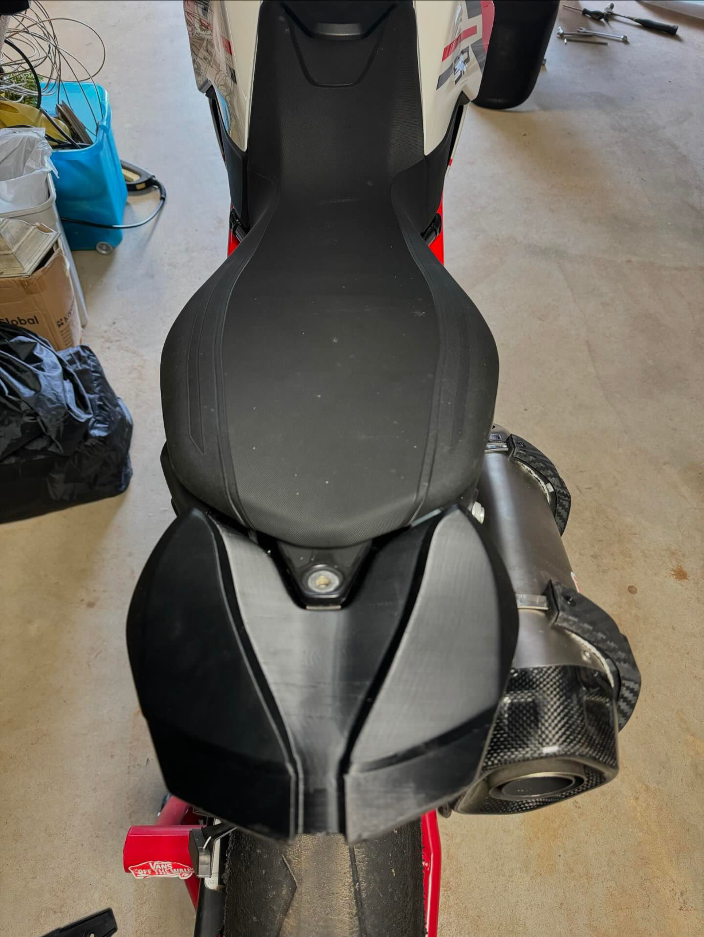 rear flaps motogp hypermotard 950