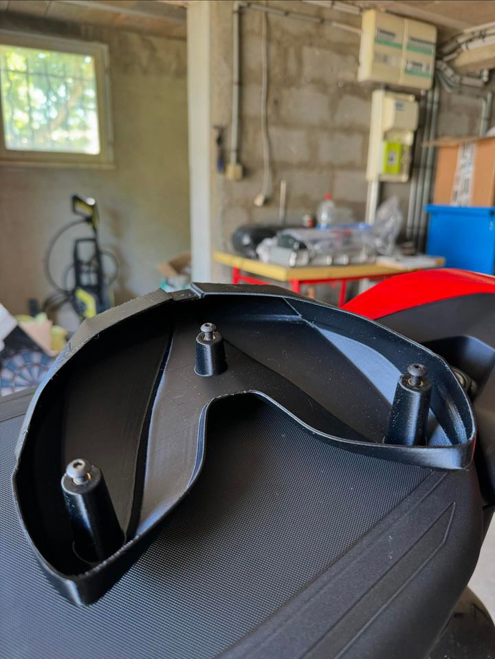 High-performance Race tail fairing for Ducati Hypermotard 950 - REAR LAMP REPLACEMENT - Image 3