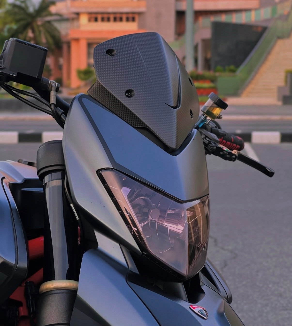 Aerodynamic Windscreen Kit for Ducati Hypermotard 821/939 - WINDSHIELD - Image 2