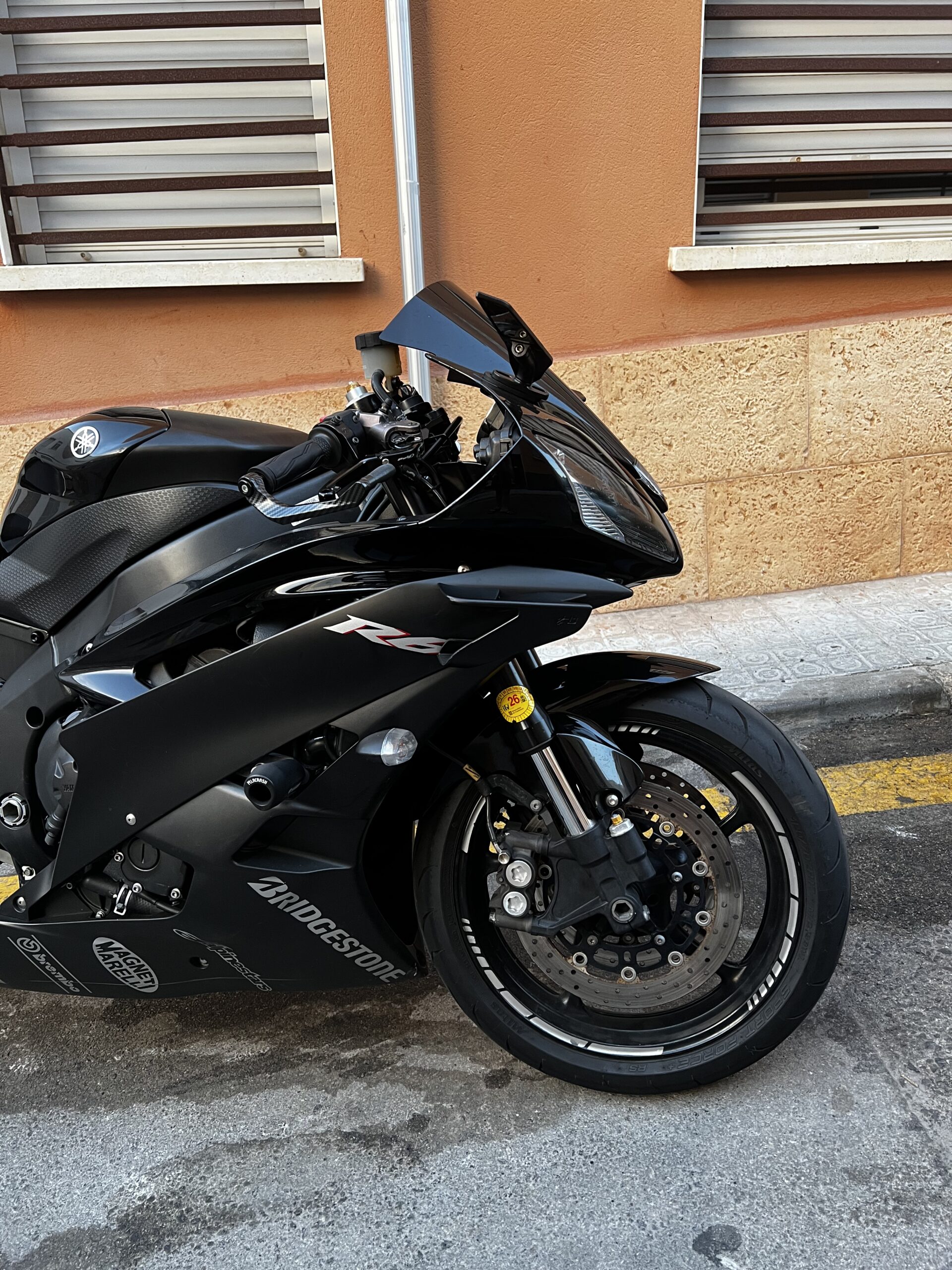 Aerodynamic Winglet Kit for Yamaha YZF R6 - Model Front FLAPS - Image 5