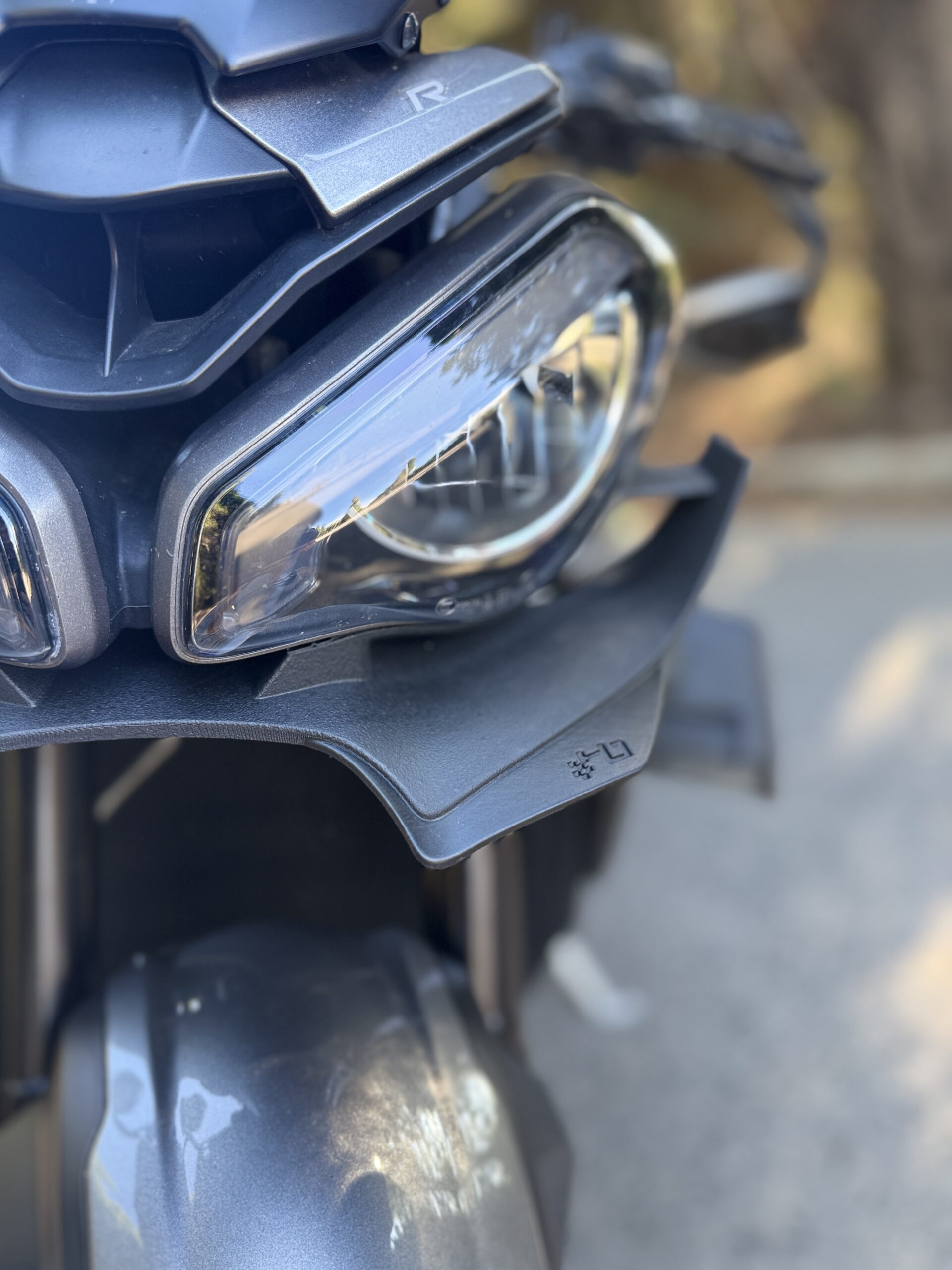 Aerodynamic headlight Winglet Kit for Triumph Street / Speed Triple 660/765/1200 - Image 4