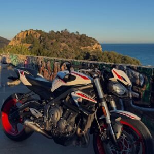 Aerodynamic Winglet Kit for Triumph Street Triple 660